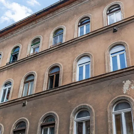 Harmony - Downtown * 布达佩斯