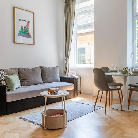 Apartment Harmony - Downtown Budapest